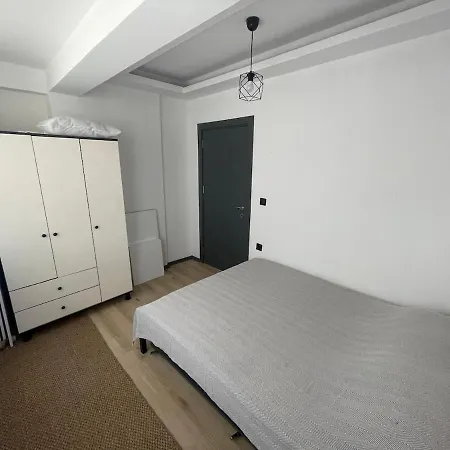 Spacious And Modern With A View